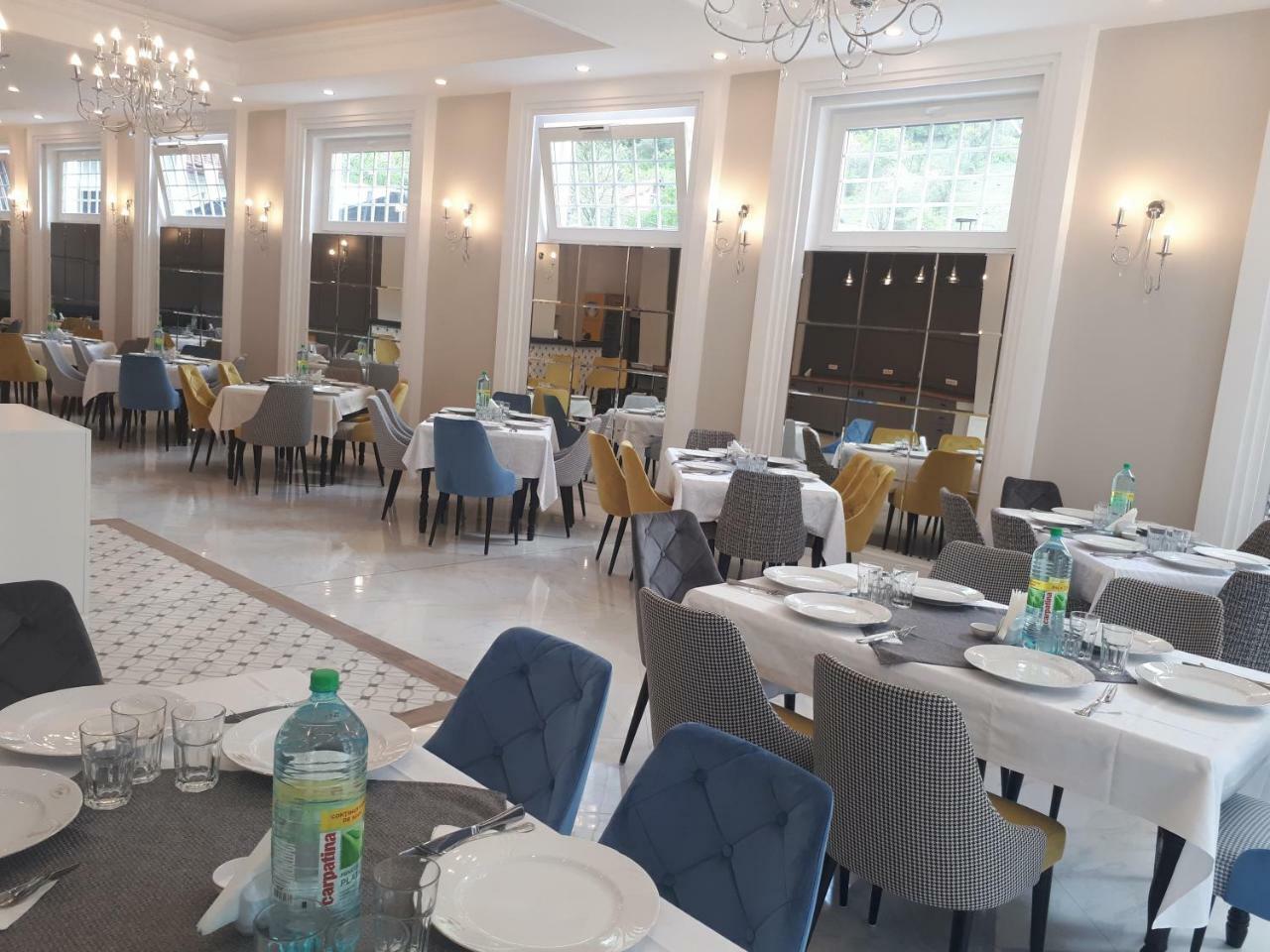 Artemis Hotel Băile Herculane Eksteriør billede